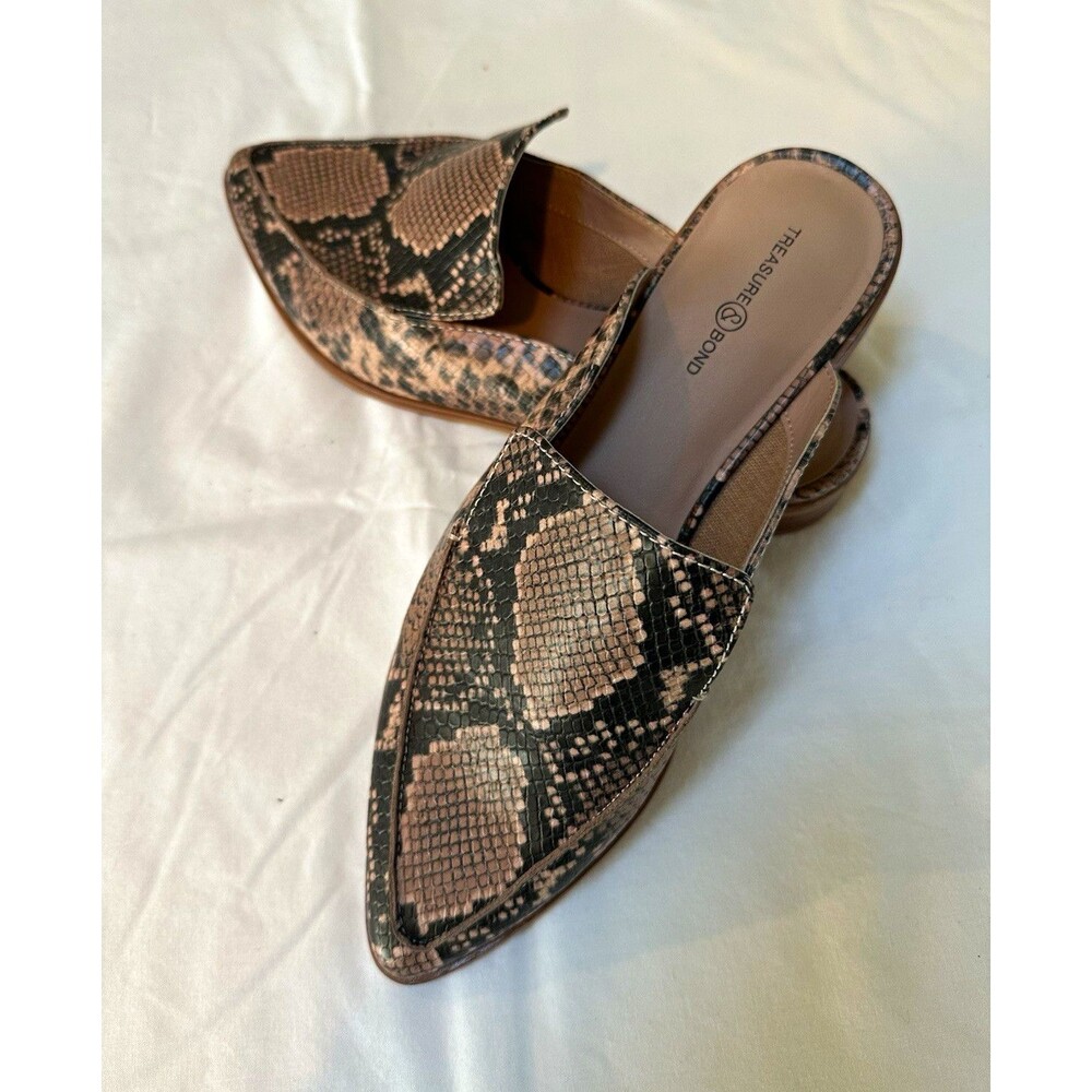 Treasure & Bond Snake Print Pointed Toe Slip-On Slide Flat Mule Beige/Black 8